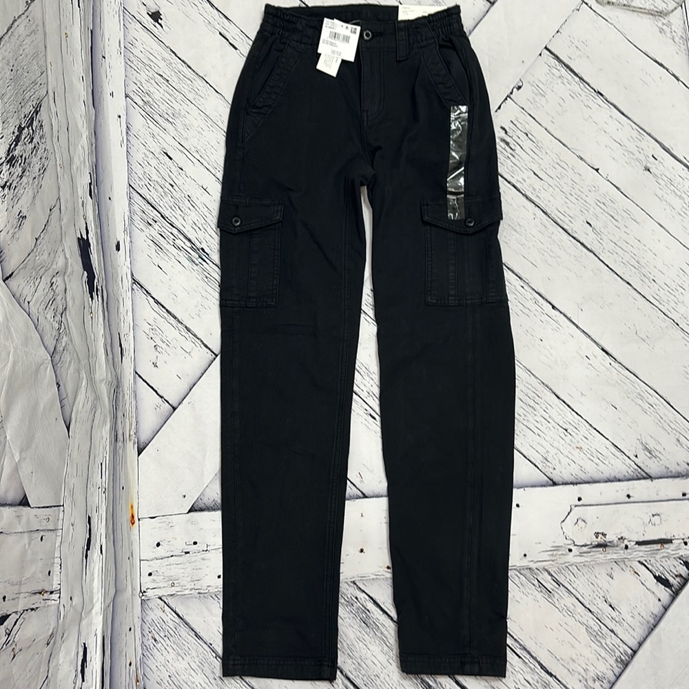 NWT TWEEN AMERICAN EAGLE HI RISE BLACK CARGO PANTS STRETCH STRAIGHT LEG 000 XXS